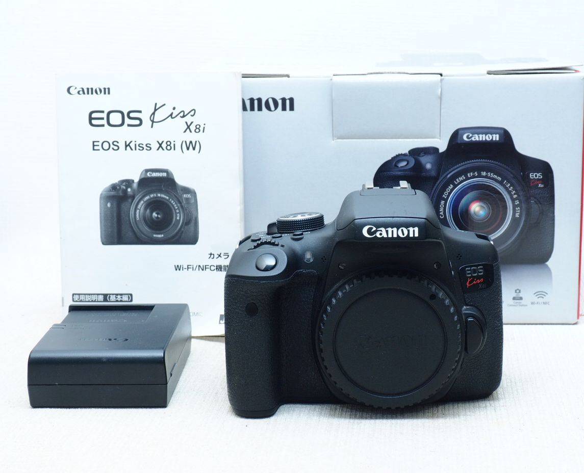 CANON EOS KISS X8I ボディ　動作品　内蔵フラッシュ多少訳あり