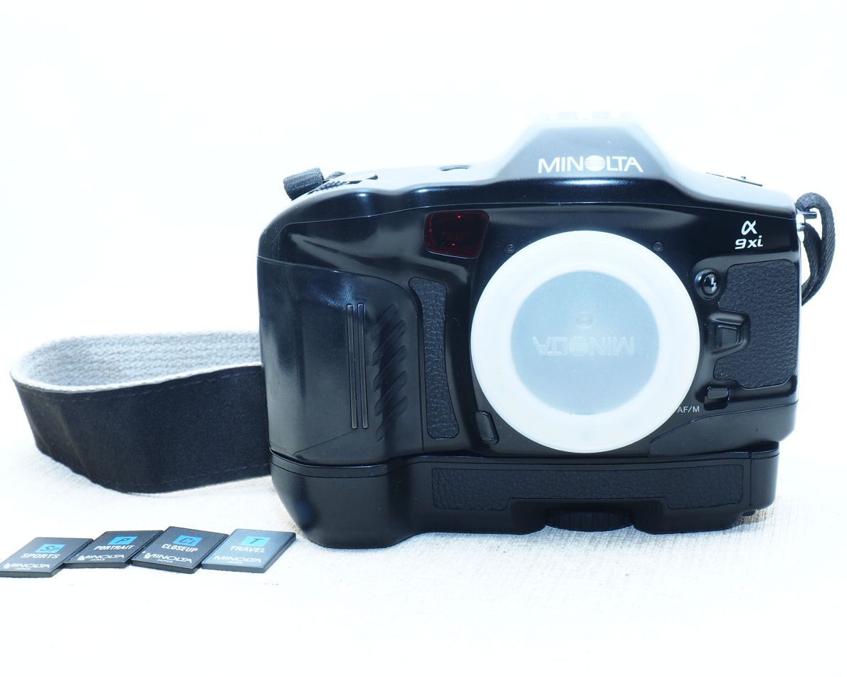 MINOLTA 9xi (PB-9XI付）完動品　おまけレンズ付き