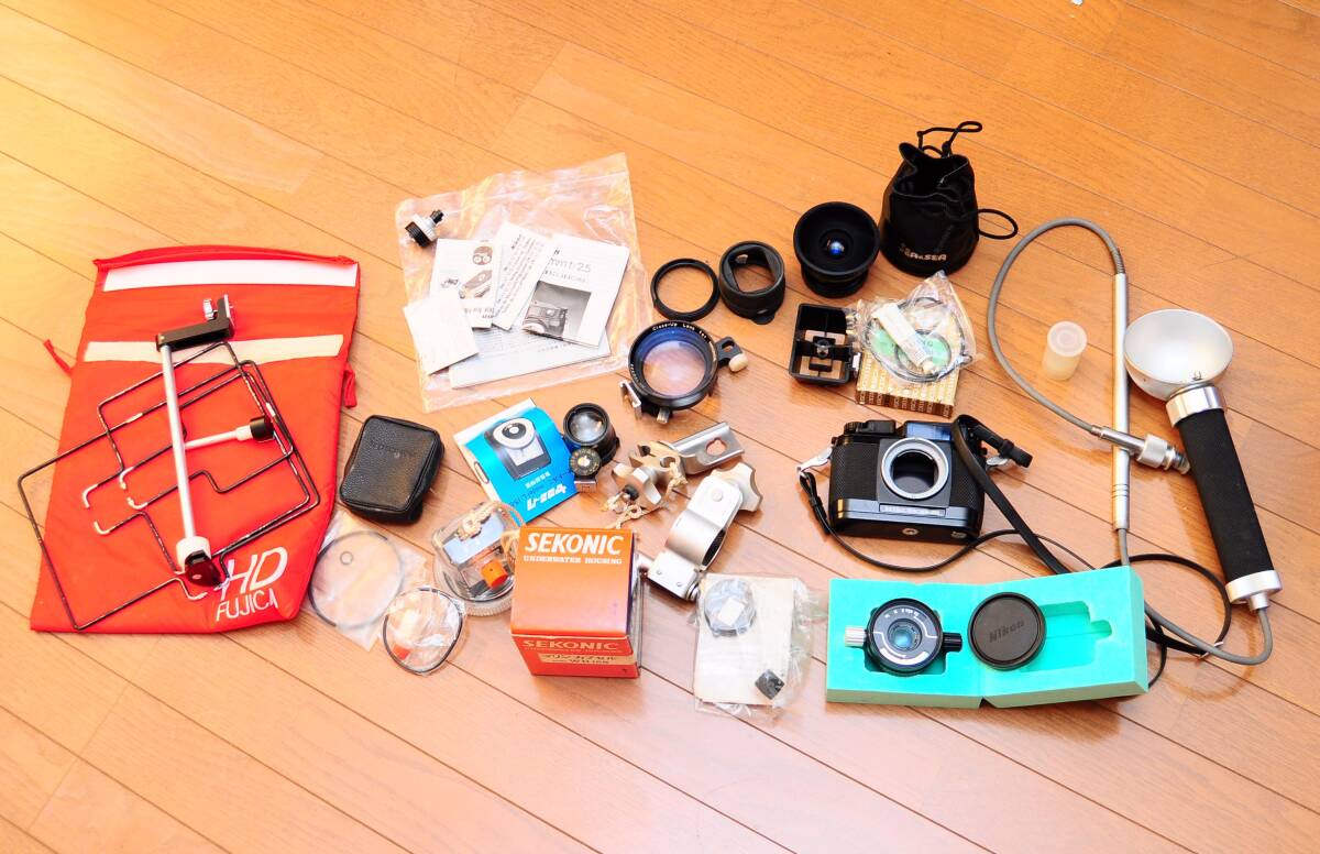 NIKONOS Ⅲ　35㎜F2.5レンズセット　各種備品一式　綺麗な完動品