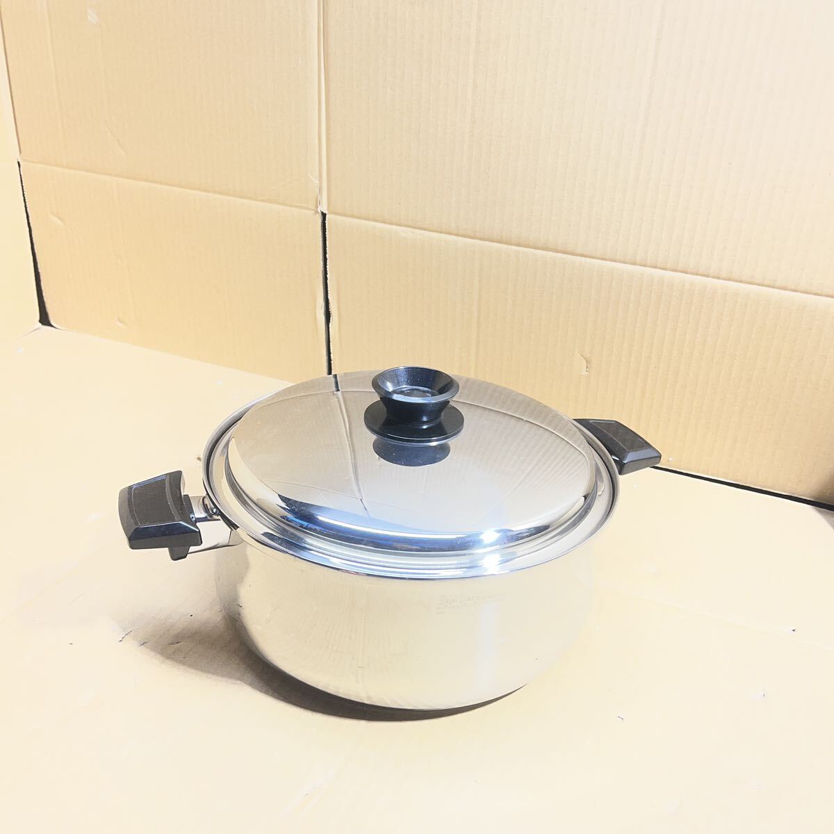 68 ゆうパック着払い発送　未使用　ロイヤルクイーン　大フライパン　蓋付き　中古品