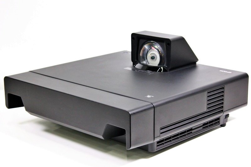 EPSON/エプソン 5000lm 超短焦点レーザー光源プロジェクター◆EB-805F ランプ使用14067時間 中古◆送料無料