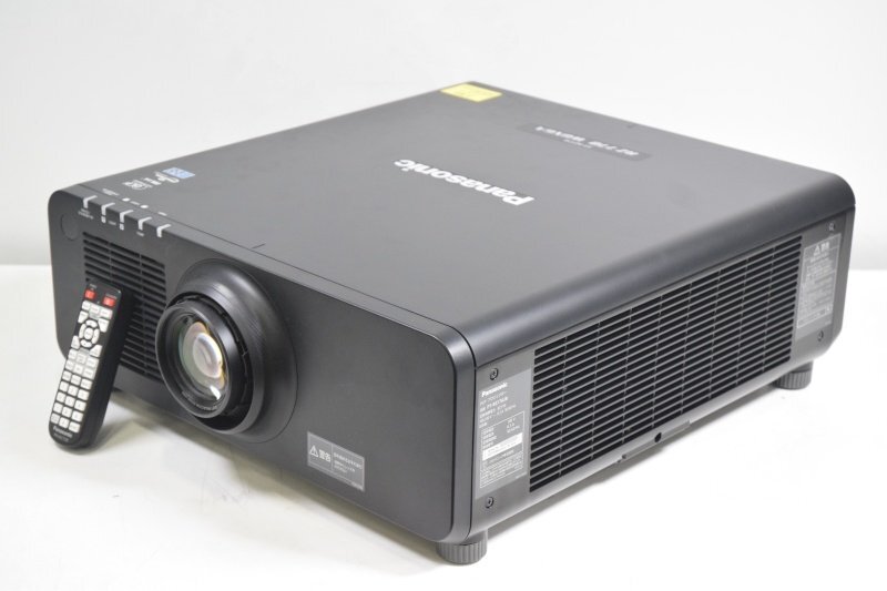 Panasonic 7200lm レーザープロジェクター□PT-RZ770JB 光源使用12426時間 中古□送料無料