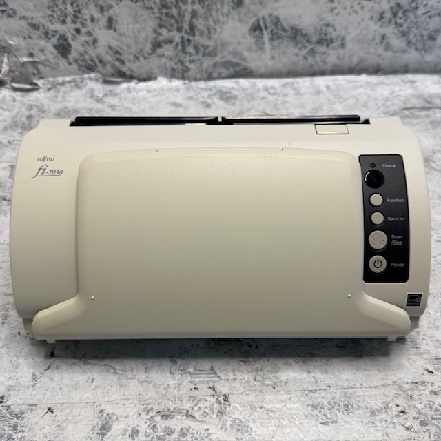 475//富士通 fi-7030 A4 ADF イメージ カラースキャナ 動作品