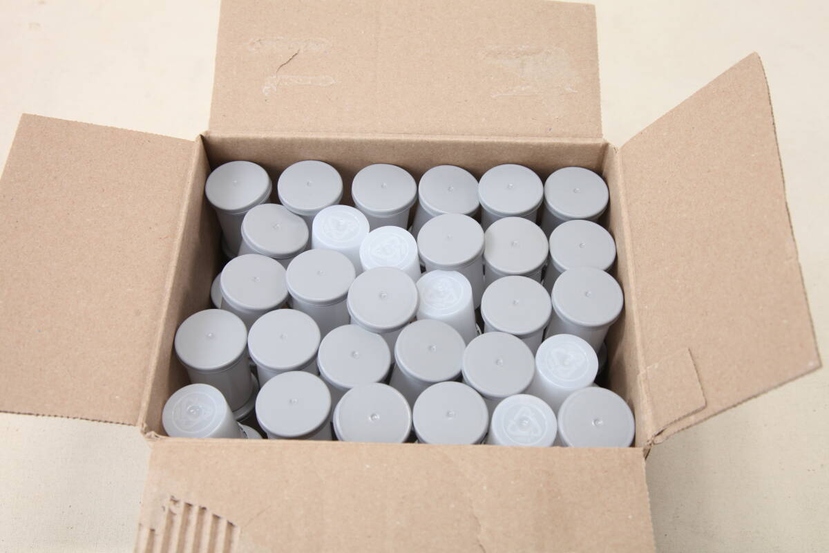 フィルムケース 60個 小物入れ 乳白色　詰込みですので、柄の指定は出来ません。