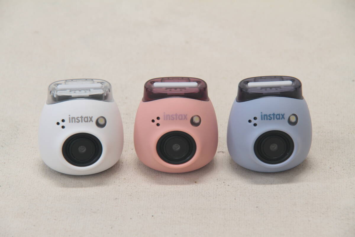 INSTAX PAL Instax pal チェキ モック 模型 3点まとめ 手のひらサイズカメラチェキ フジフイルム FUJIFILM 富士フィルム　チェキ