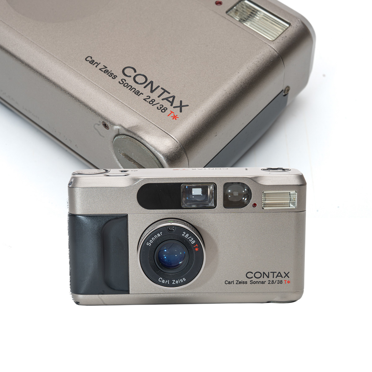 S-967 CONTAX T2 Carl Zeiss Sonnar 2.8/38 T* ケース付 コンパクトフィルムカメラ 現状品