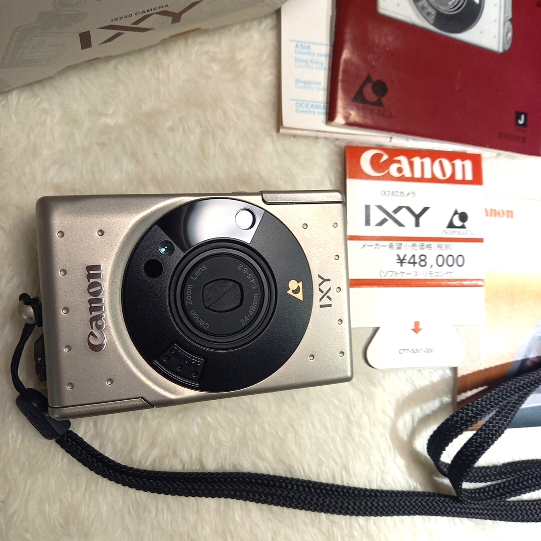 (貴重APS)Canon IXY 「IX240」CAMERA デジタルカメラ リモコン 説明書類 元箱 ソフトケース付　