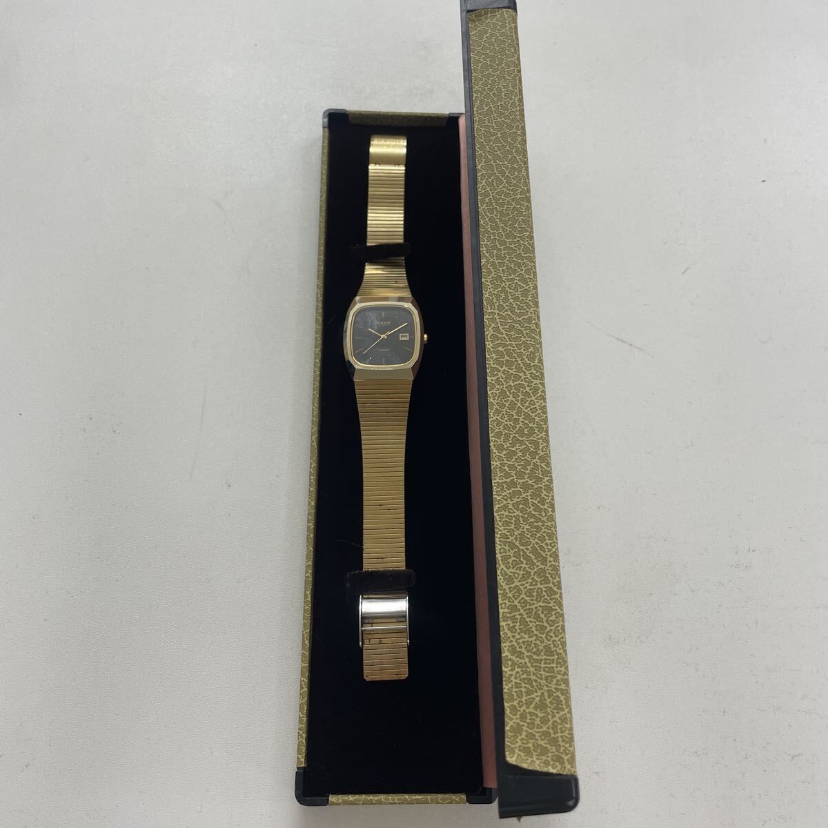 MTA560 RADO ラドー 腕時計 スクエア QUARTZ クォーツ ゴールド　動作未確認　現状品