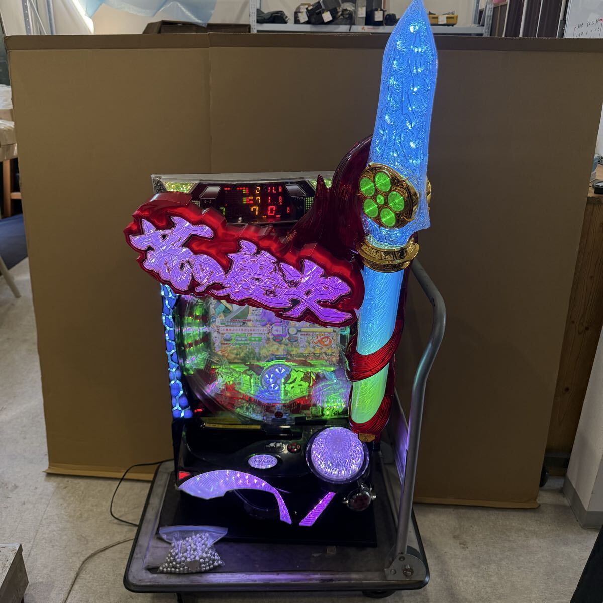 OYF809（2）パチンコ 実機 P 花の慶次〜蓮 L16-V ニューギン 家庭用電源 玉循環仕様 循環加工 ドアキー・設定キー付き 動作品