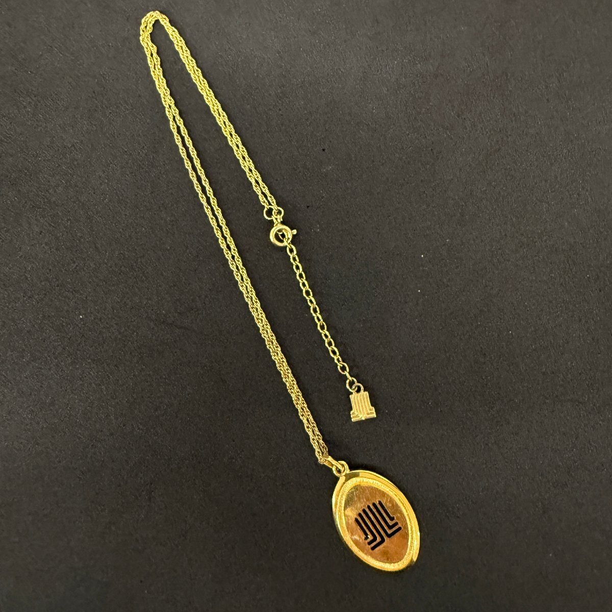 1円1スタ LANVIN ランバン ネックレス ヴィンテージロゴ ゴールド 金属素材 レディース 【参考価格￥10000-】