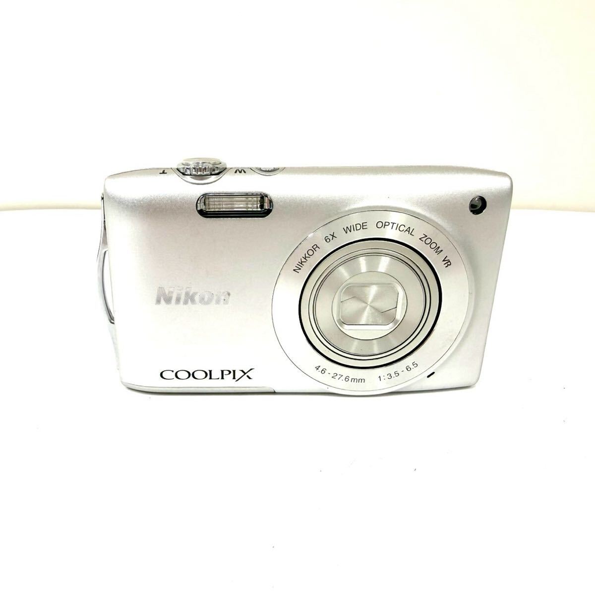 【動作未確認】Nikon ニコン COOLPIX S3300 クールピクス シルバー デジタルカメラ コンデジ ITWXO1ZTEPTK A0330