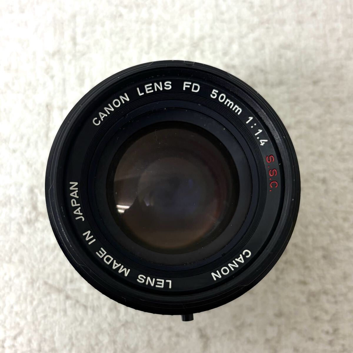 0415K6 Canon キャノン 一眼レフカメラ用 レンズ LENS FD 50mm 1:1.4 S.S.C.