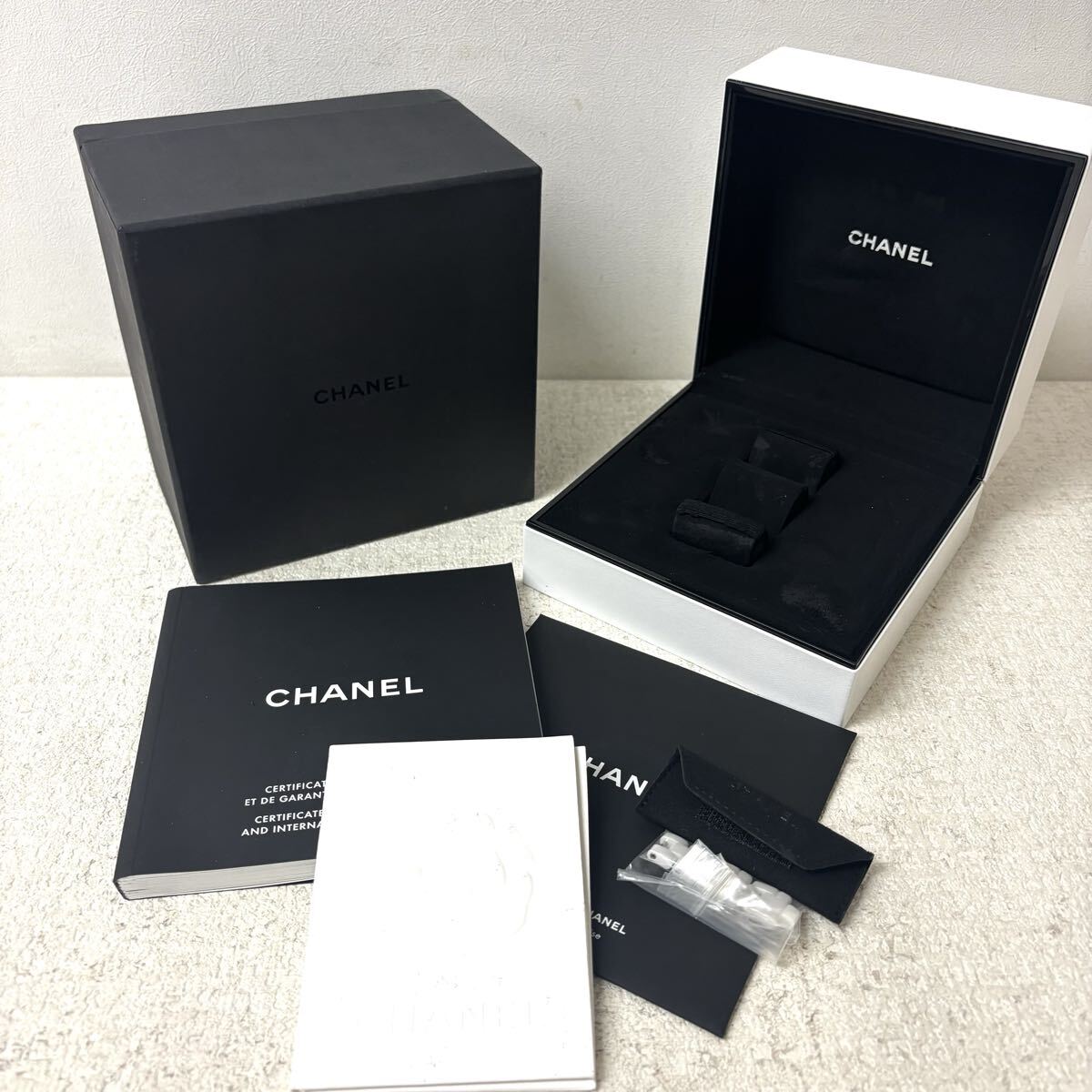 0418Q6 CHANEL シャネル ウォッチケース 空箱 J12 ボックス 内箱 腕時計 ケース