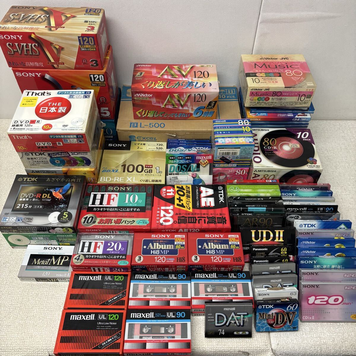 0419T6 未使用 まとめ★記録媒体 72点セット カセットテープ CD DVD MD DAT mimi DV VHSなど SONY maxell TDK Victor MITSUBISHI 他