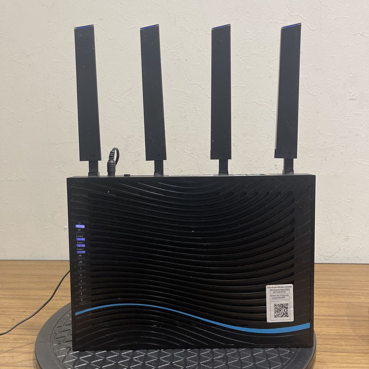 6L ネットギア Nighthawk X8 R8500 無線LANルーター 通電OK