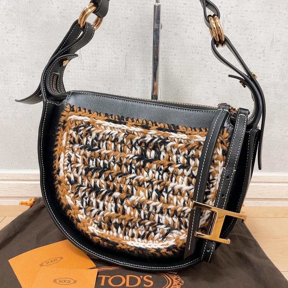 【極美品】TOD'S トッズ T タイムレス ホーボー ショルダーバッグ レザー 本革 ウール ブラック 黒 ゴールド金具 レディース 肩掛け 限定