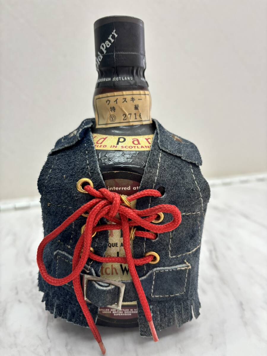 【F13994】未開栓★Old Parr オールドパー★衣装付き★スコッチ ウイスキー★760ml 43%