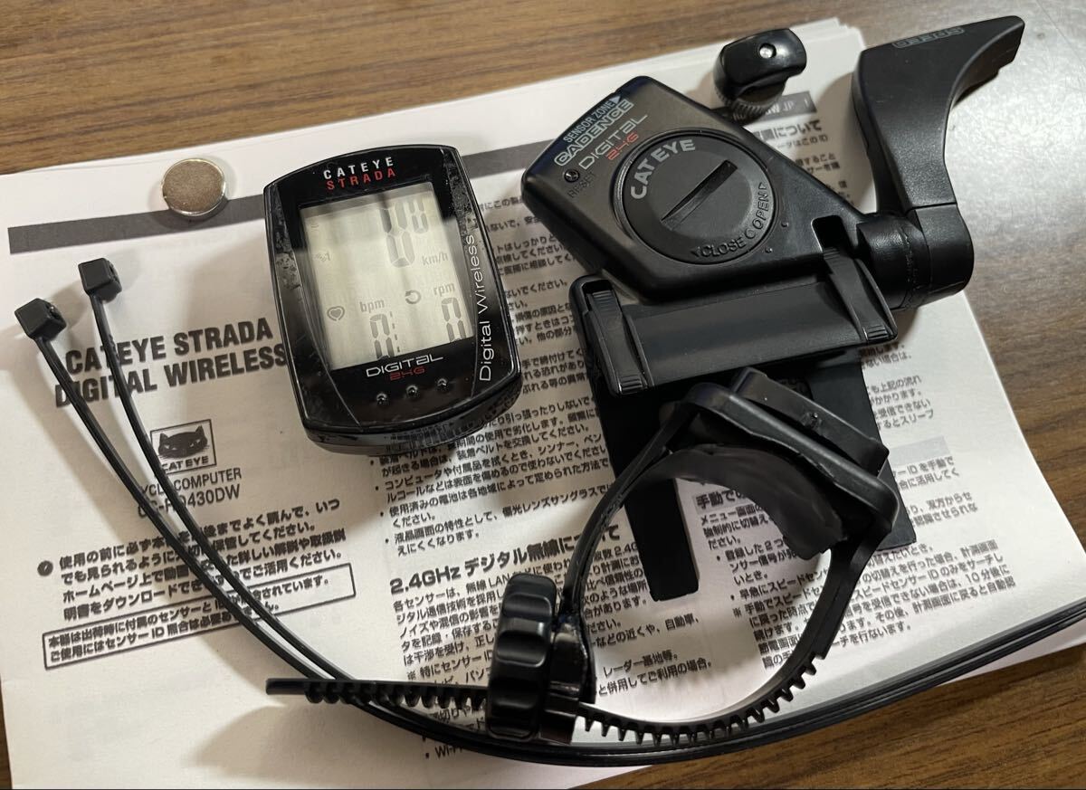 Cateye ケイデンス サイコン Strada Digital Wireless CC-RD420DW