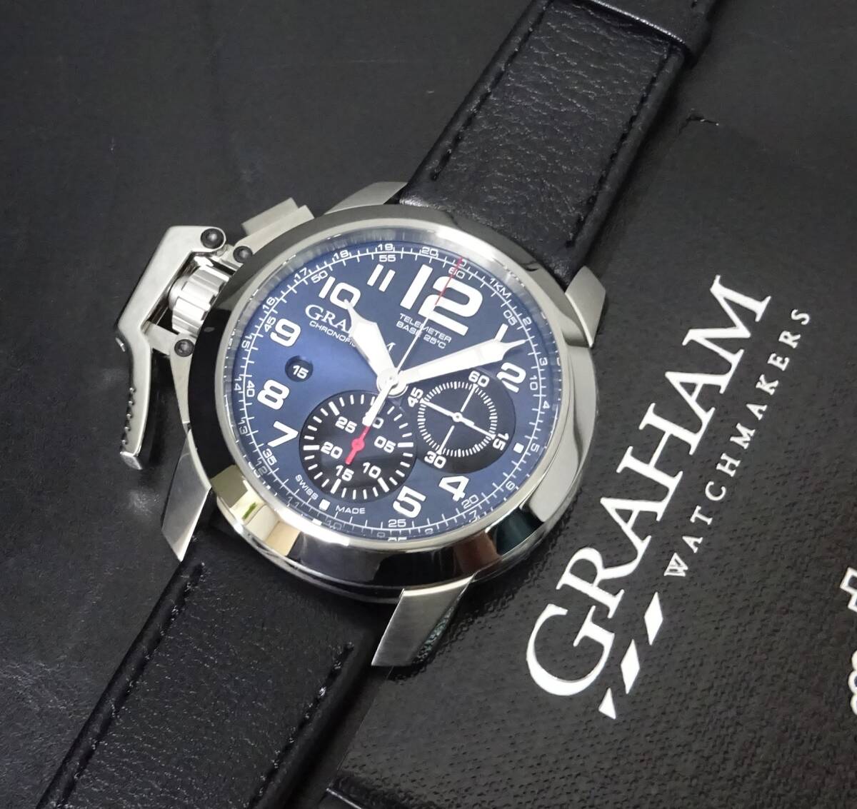 レアモデル GRAHAM グラハム クロノファイター オーバーサイズ 2CCAS.U01A 自動巻 メンズ 証明書あり 純正内外箱あり 本物