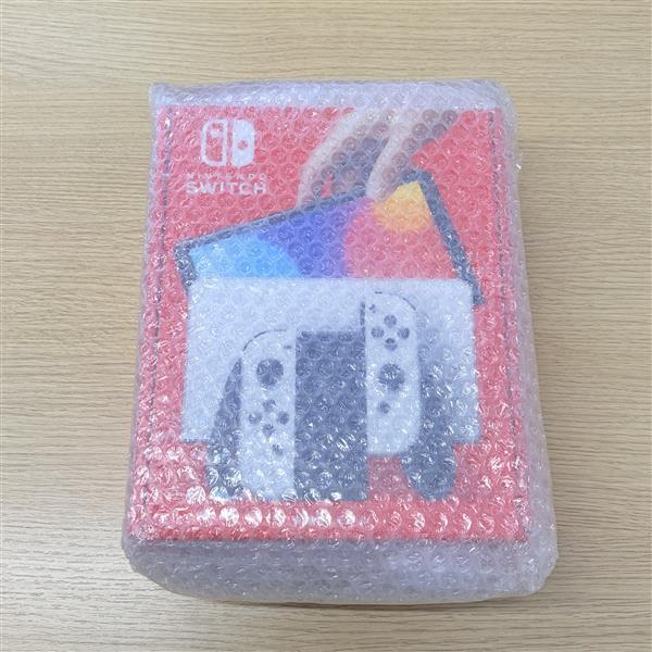 【新品未開封】Nintendo Switch スイッチ 有機ELモデル 7インチ 64GB LAN端子付きドック フリーストップ式スタンド ホワイト 任天堂 5053ト