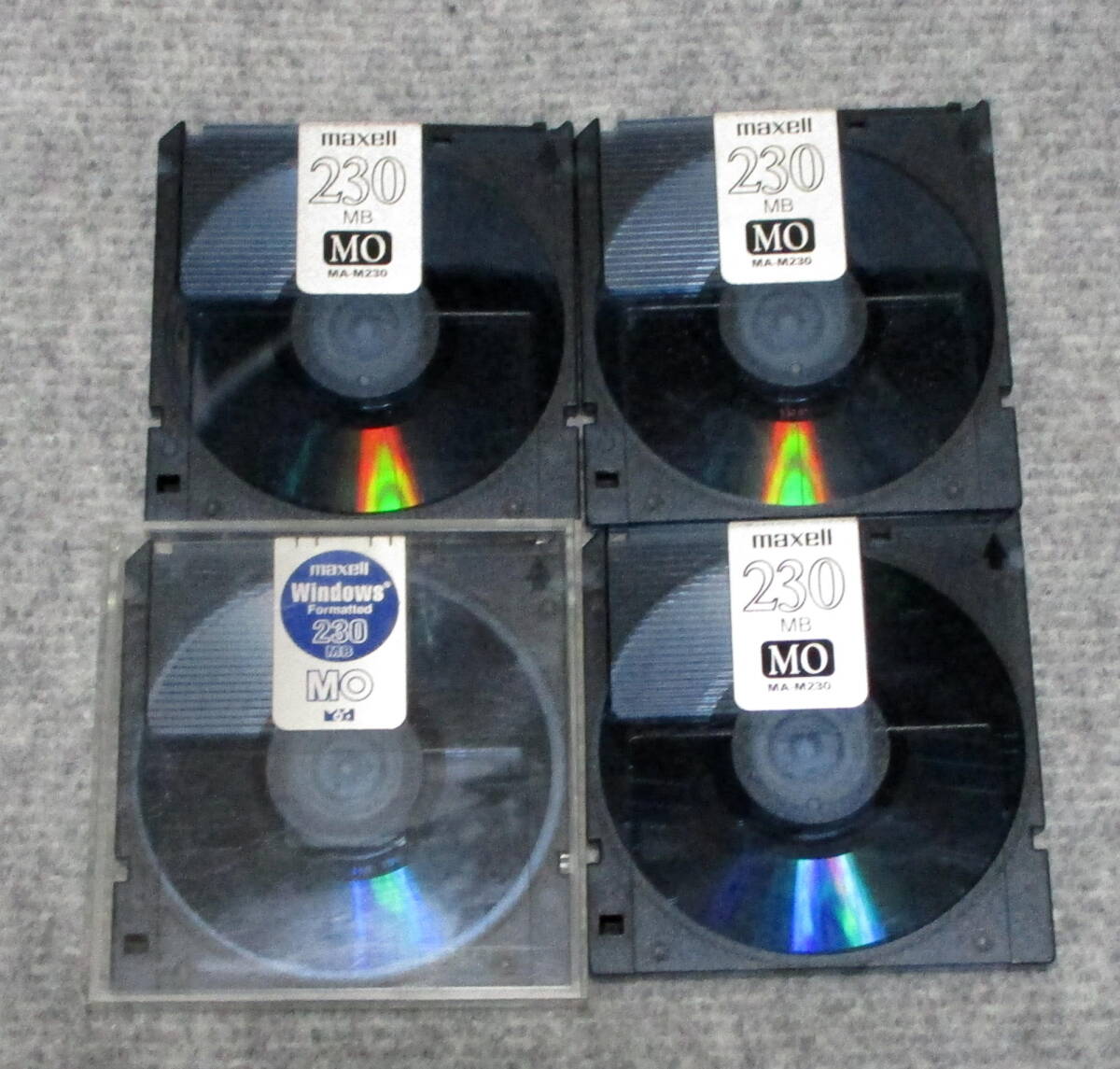 MO　230MB　４枚　maxell