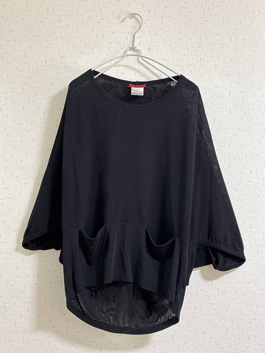 ヴィヴィアンタム☆個性的なデザインの素敵なトップス☆美品
