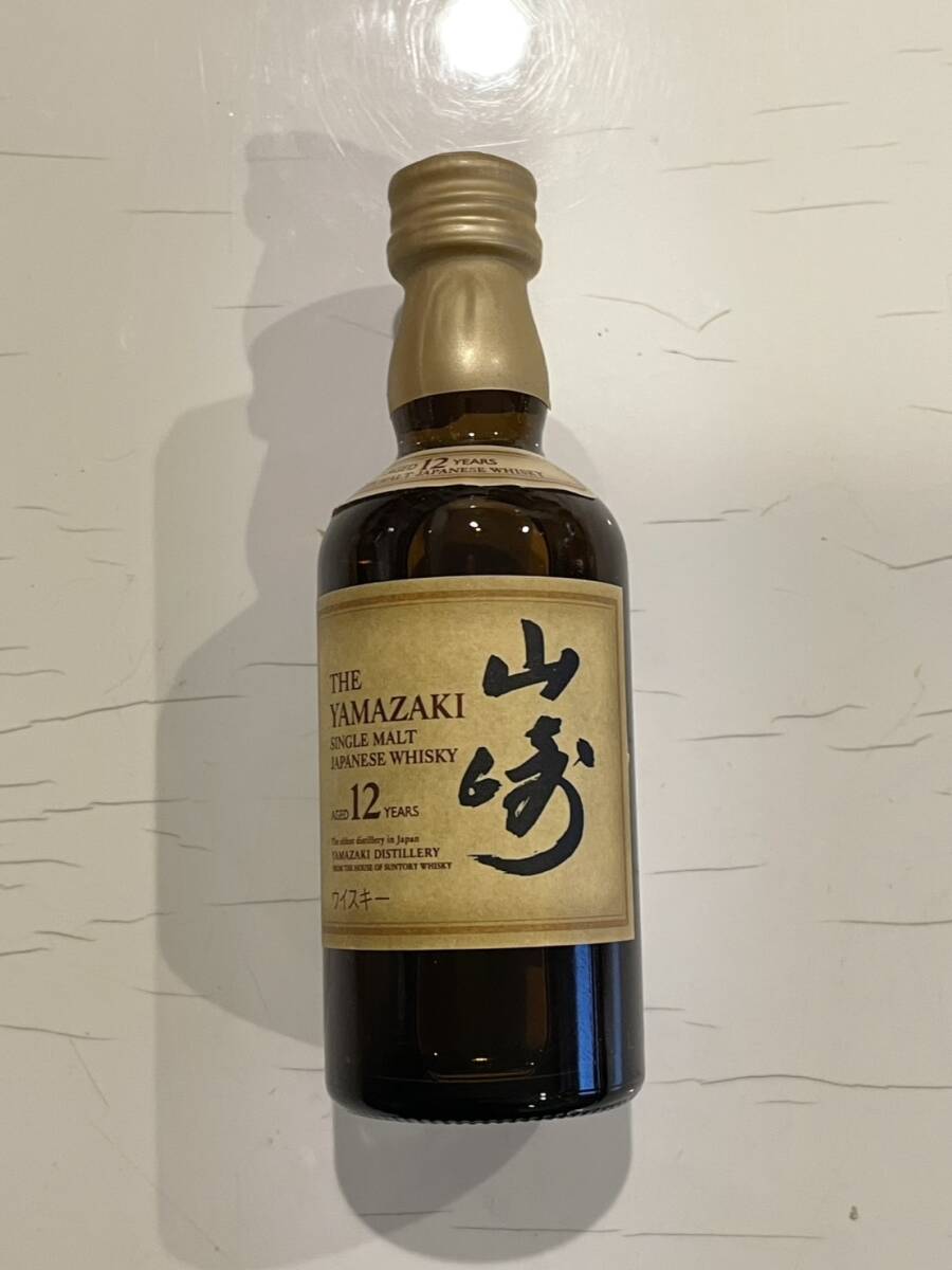 サントリーシングルモルトウイスキー山崎１２年ミニチュアボトル（５０ml）THE YAMAZAKI SINGLE MALT JAPANESE WHISKY １本　ミニボトル