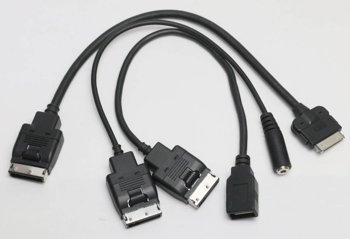 送料185円■メルセデスベンツ ipod/USB/AUX メディアインターフェースケーブル A 001 827 82 04 未使用