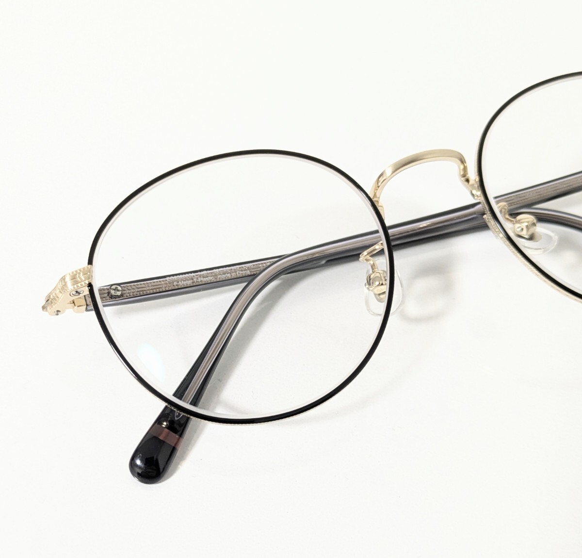 《Zoff × UNITED ARROWS》ゾフ ユナイテッドアローズコラボ メガネ　ボストン型ブラック ゴールドカラー　仕事 ビジネス 学業　美品