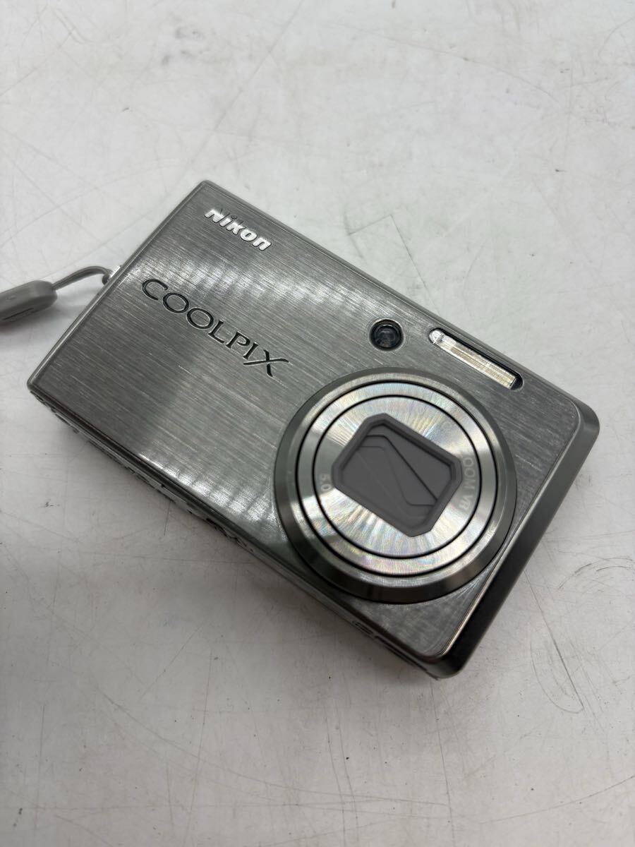Nikon ニコン COOLPIX S600 デジカメ デジタルカメラ コンパクトカメラ