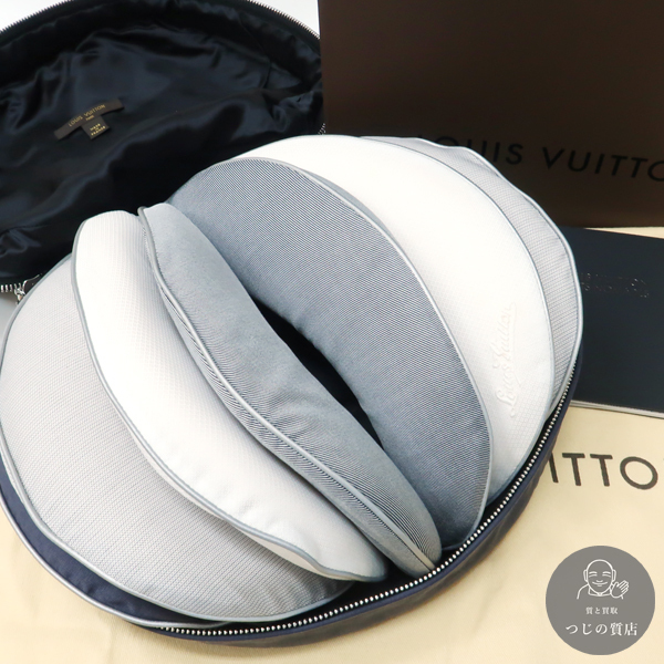 LOUIS VUITTON トラベルクッション オブジェノマド ネックピロー 機内用枕 箱付 美品 質屋ｍ