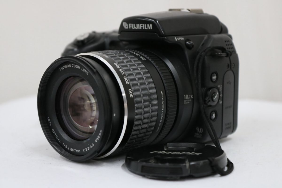 【返品保証】 フジフィルム Fujifilm FINEPIX S9000 ブラック 10.7x コンパクトデジタルカメラ e10211