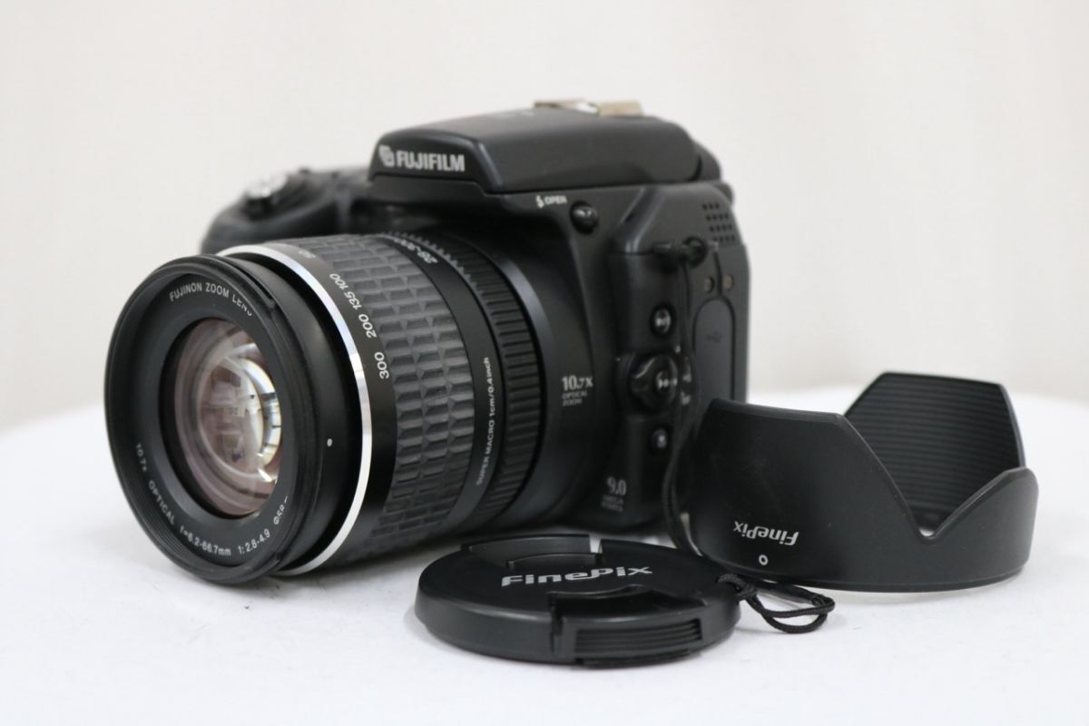 【返品保証】 フジフィルム Fujifilm FINEPIX S9000 ブラック 10.7x コンパクトデジタルカメラ e10210