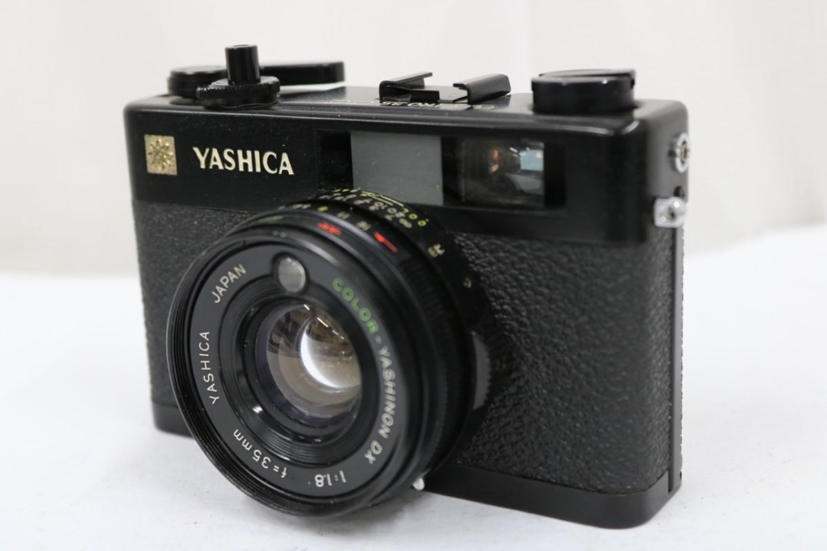 【返品保証】 ヤシカ Yashica ELECTRO 35 CC ブラック COLOR-YASHINON DX 35mm F1.8 e11376