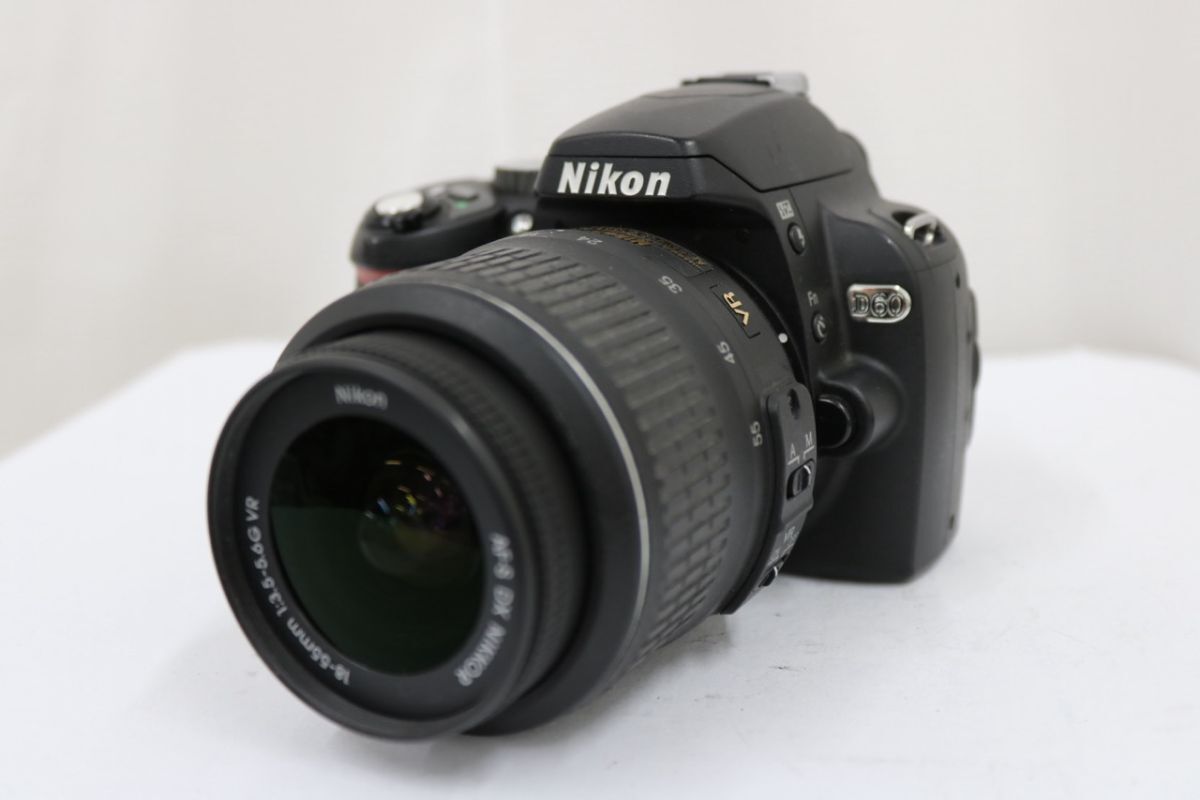 【返品保証】 ニコン Nikon D60 ブラック AF-S DX NIKKOR 18mm-55mm F3.5-5.6G VR デジタル一眼 e11345