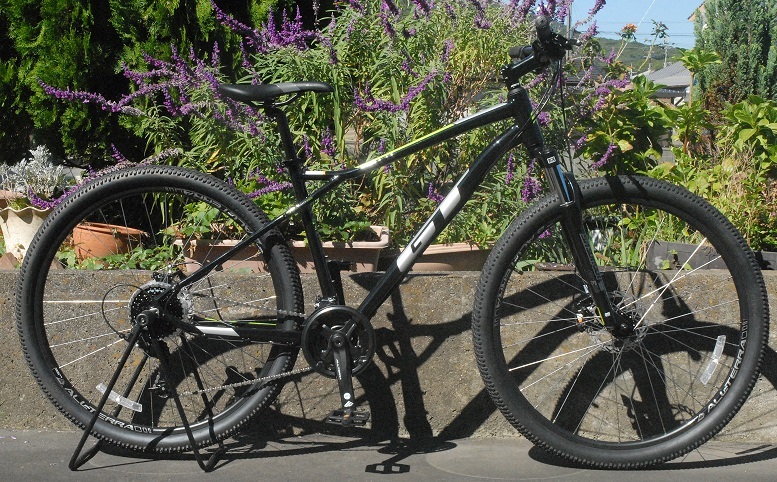 10%OFF 限定ブラック 27.5型 送料込 GT アグレッサースポーツ AGGRESSOR SPORTS ワイヤーディスク Sサイズ 160-175cm