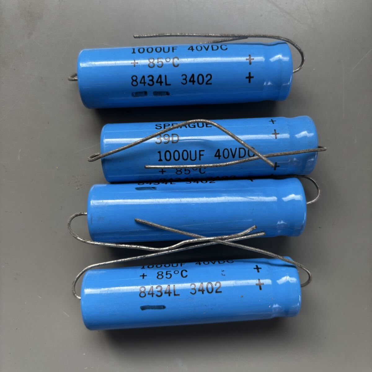 F017 SPRAGUE ''39D'' 電解コンデンサ 40VDC (直流40ボルト) 1000uF×4個　現状品　送:60