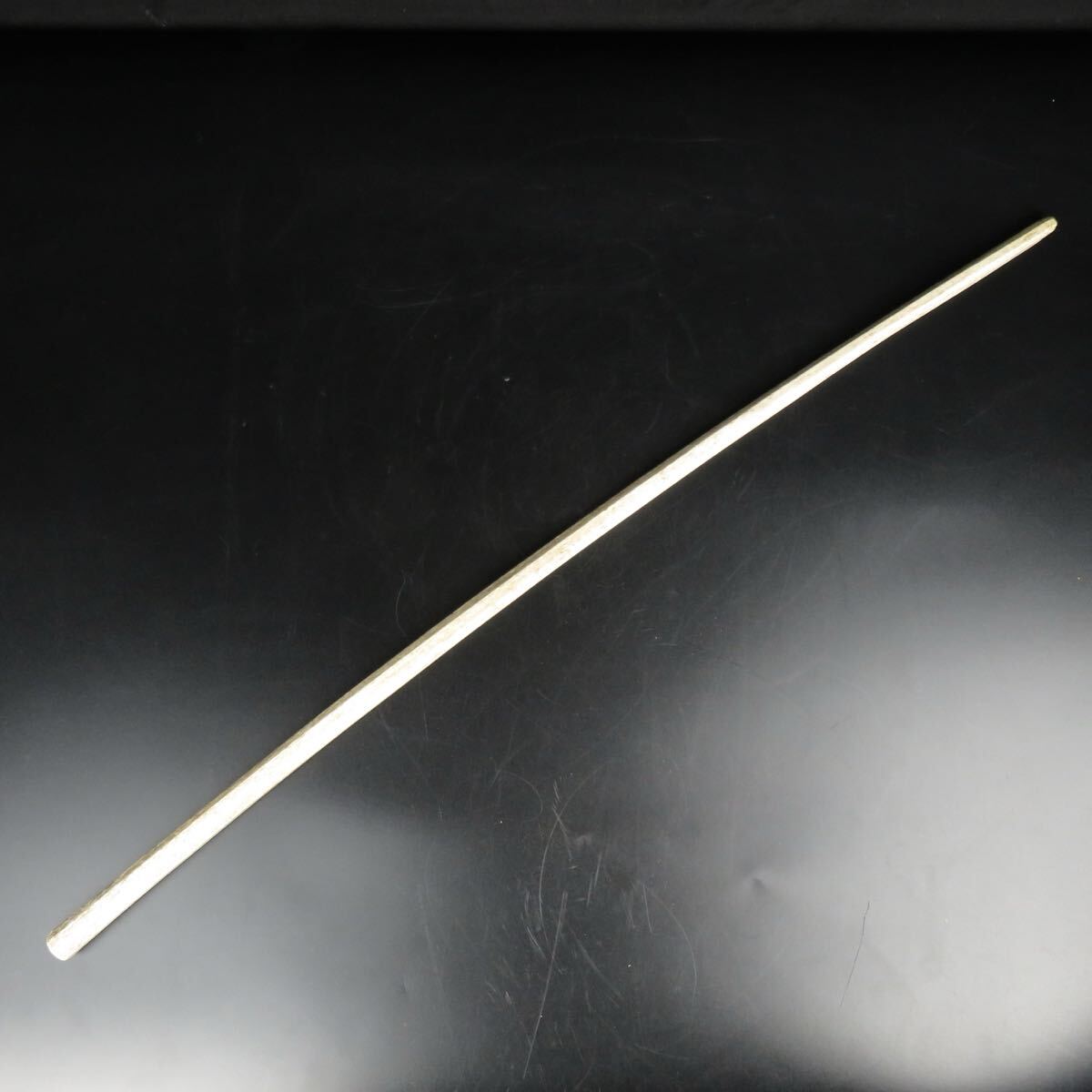 【志】資産家所蔵品 天然素材 材質不明 一本角 アンティーク 全長80.5cm 315g 古美術品 委託品(R803314-2100)