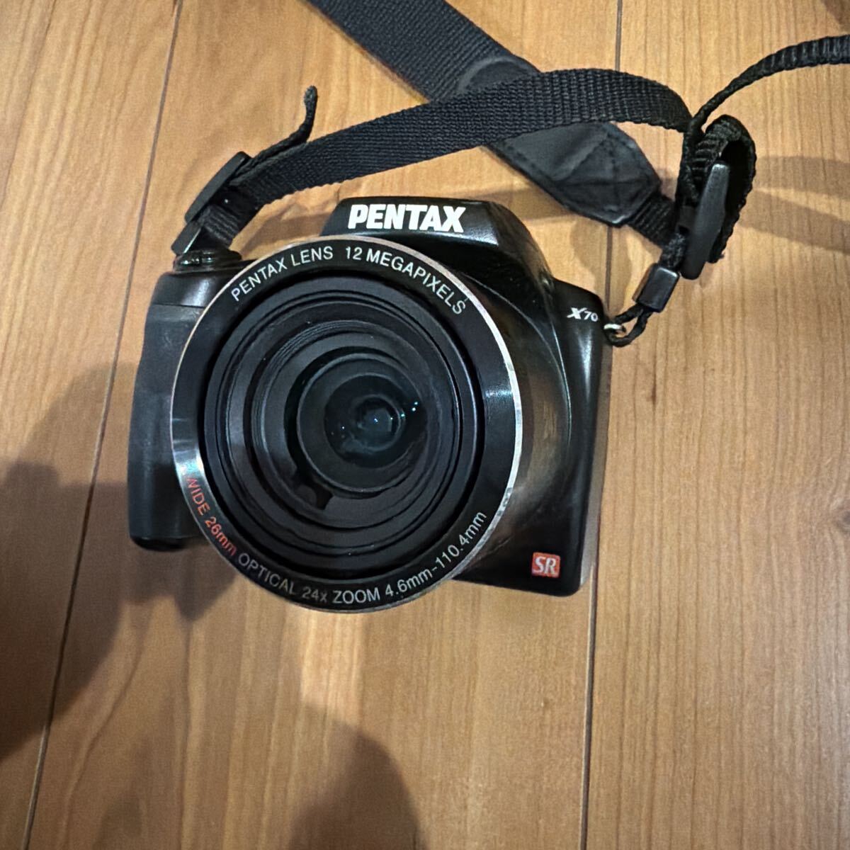 PENTAX コンパクトデジタルカメラ X70/搭載レンズ PENTAX LENS 12 MEGAPIXELS WIDE 26mm OPTICAL 24x ZOOM 4.6mm-110.4mm【DBAU5037現状品