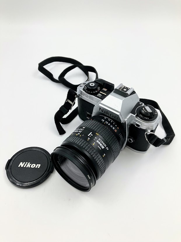 年代物 ヴィンテージ フィルム カメラ ニコン FG-20 中古現状品 NIKON 一眼レフ 昭和レトロ アンティーク 80s