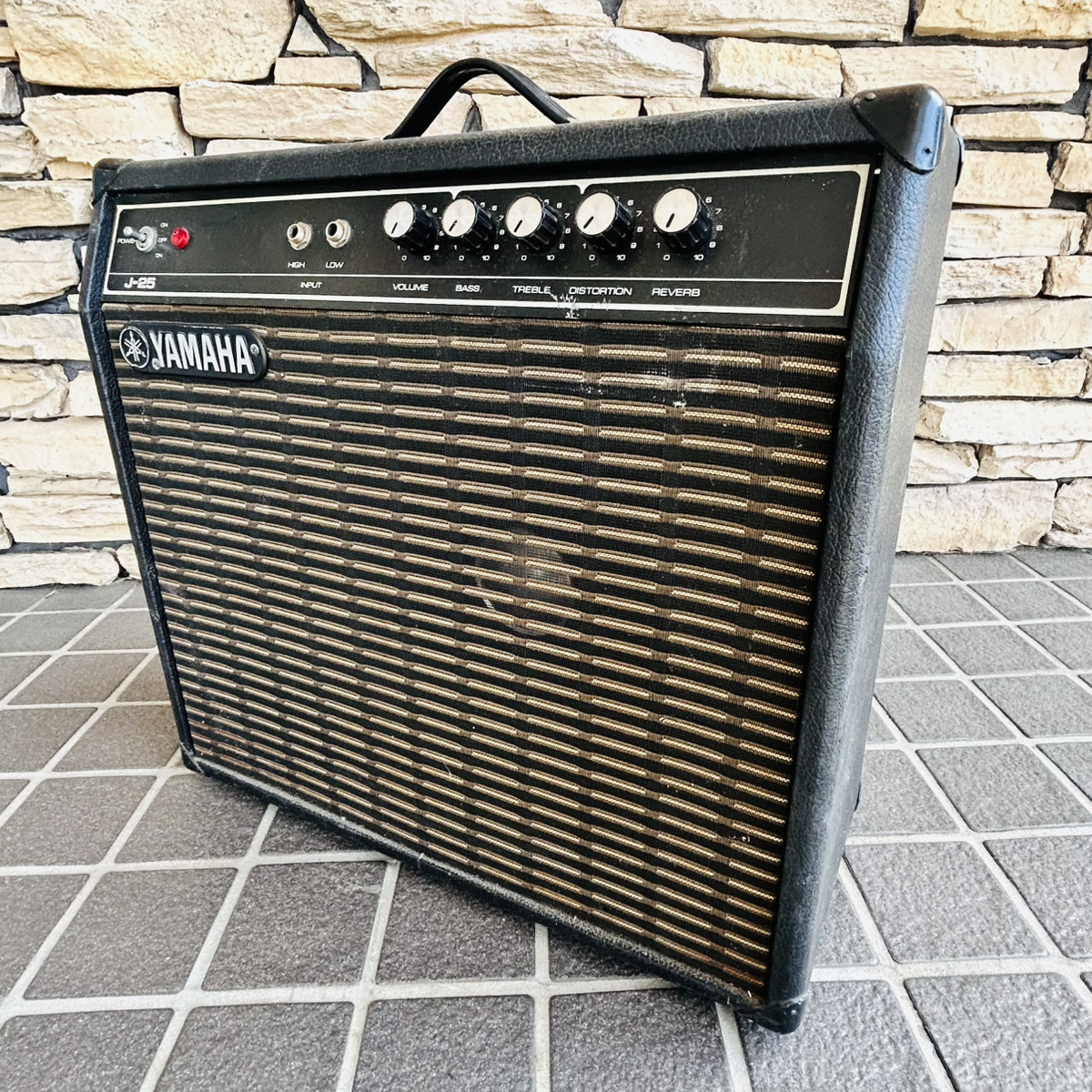 YAMAHA ギターアンプ J-25 ヤマハ ② 【現状販売品】26D 北HG3