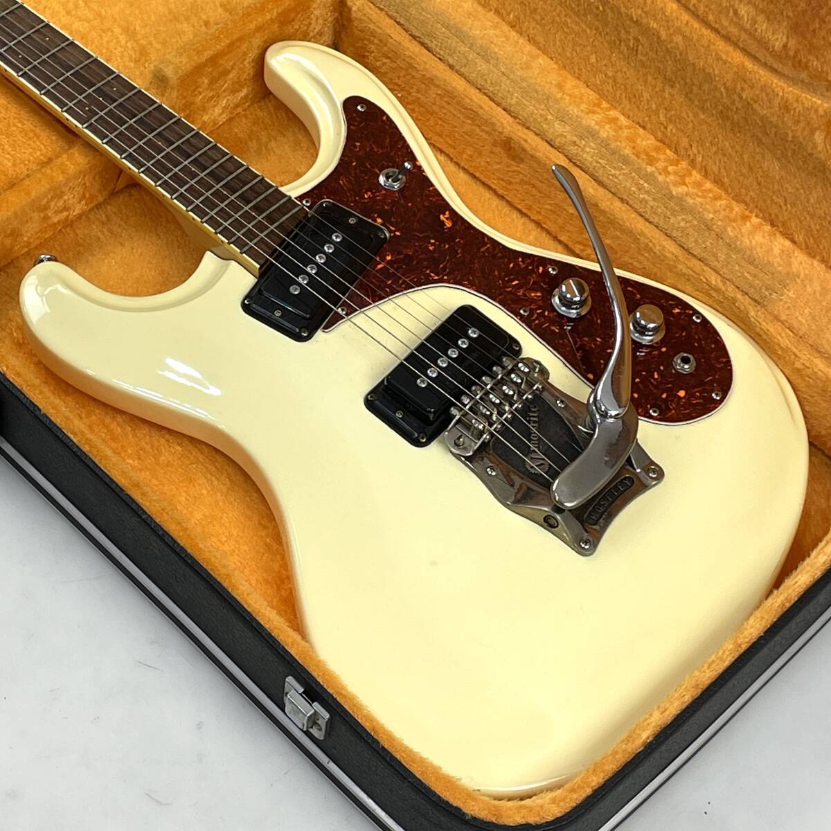 札幌発 Mosrite The Ventures Model エレキギター ホワイト モズライト ベンチャーズモデル【現状販売品】26D 北HG3