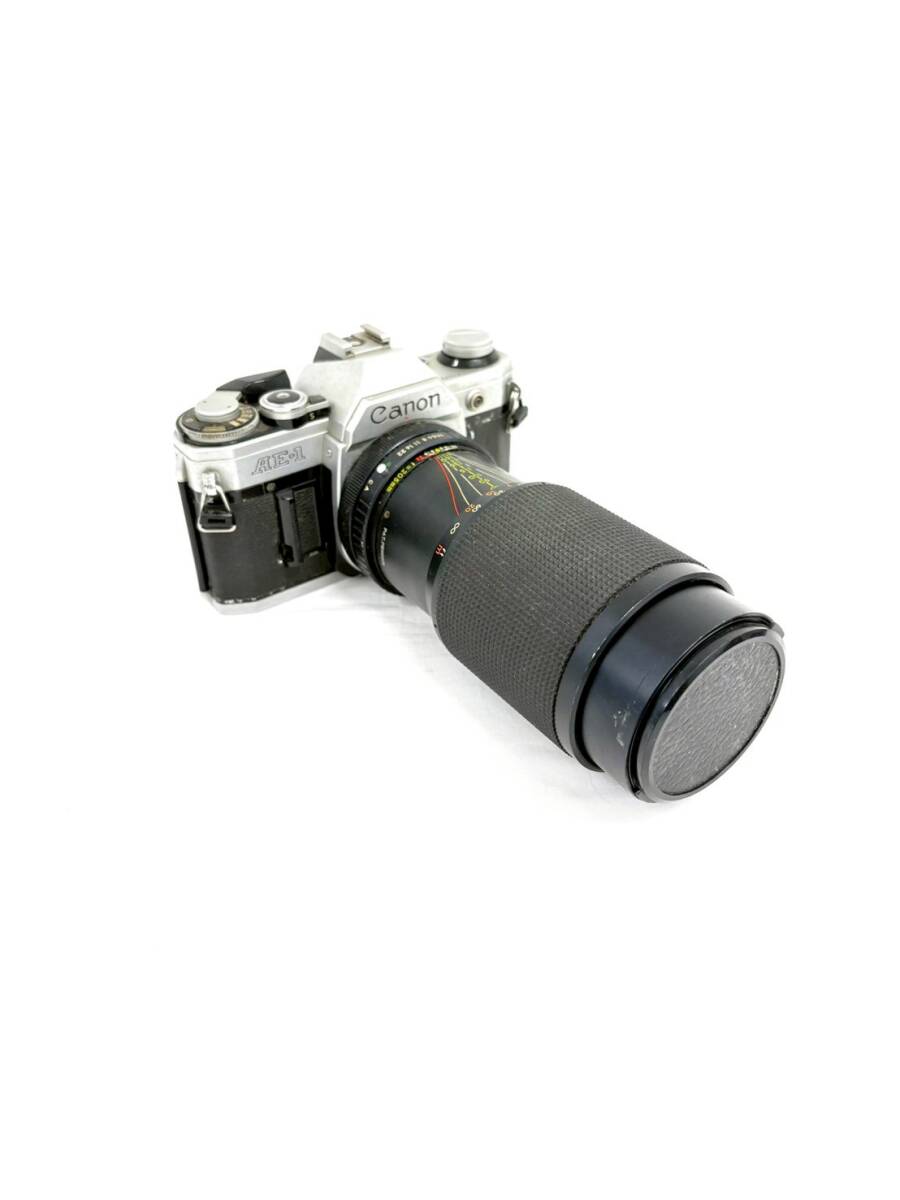 D8119*0.7　Canon　キャノン　AE-1　フィルムカメラ　ボディ　レンズ　Auto zoom MC 1:3.8　f=80-205mm　レンズキャップ付き