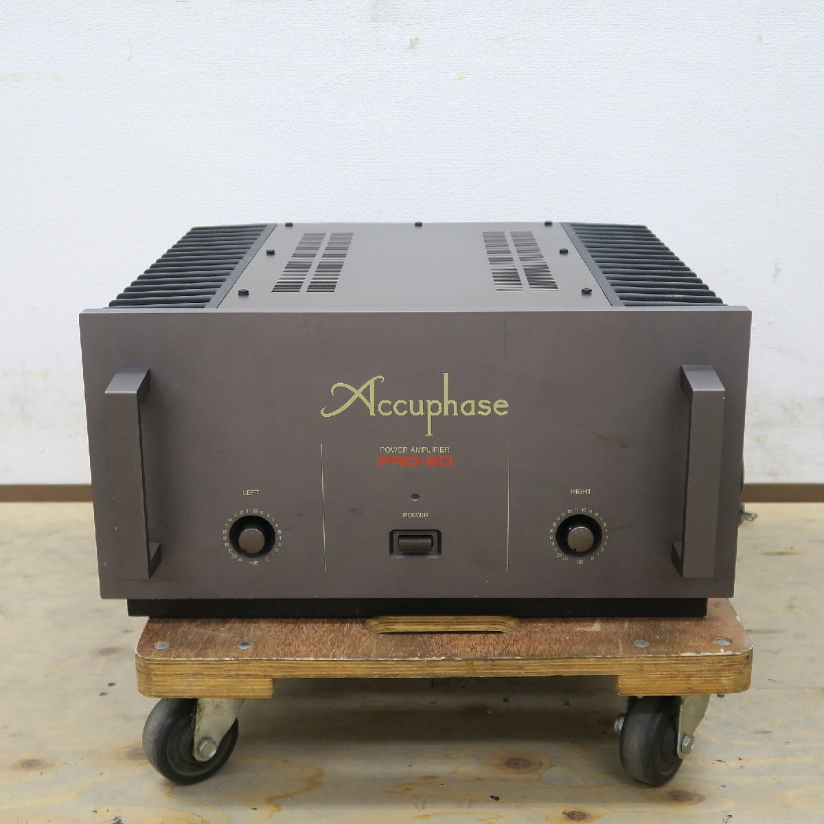 【Cランク】Accuphase PRO-20 パワーアンプ アキュフェーズ @59099