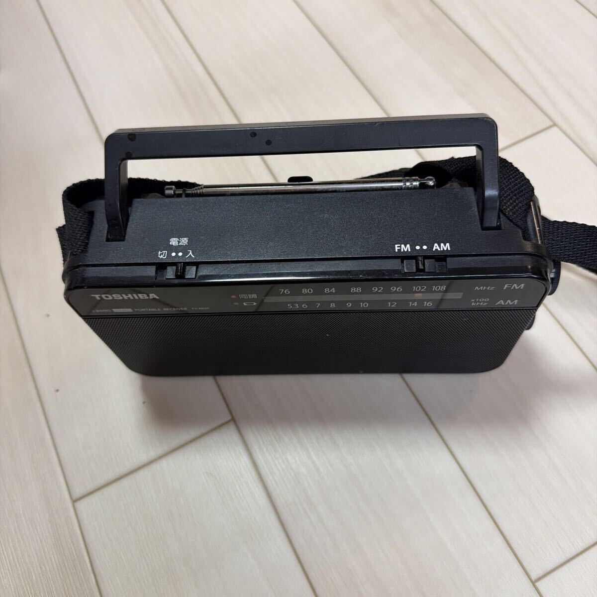 TOSHIBAAM/FMステレオラジオTY-AR55ブラックBK 動作品　60サイズ