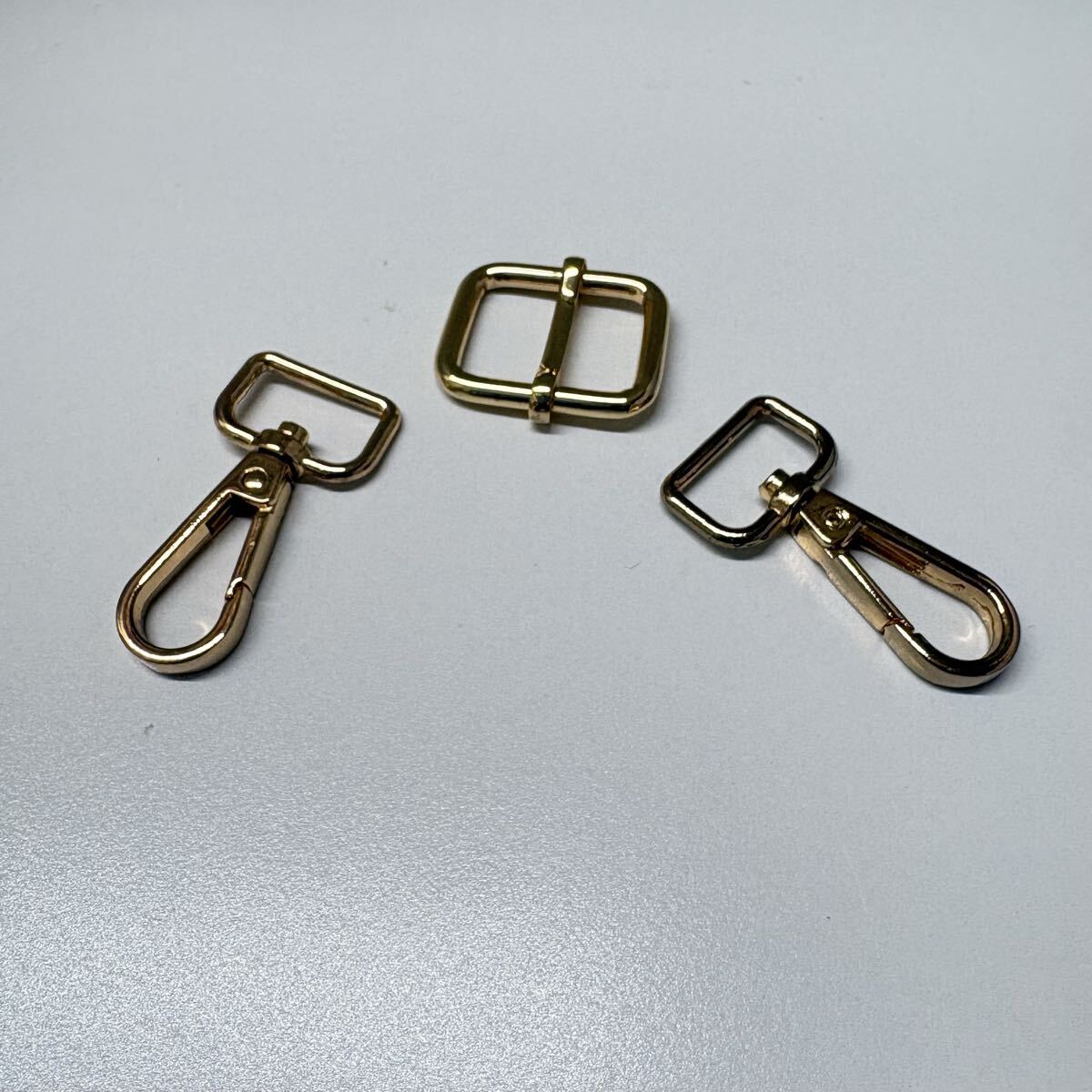 ショルダー　バッグ　ベルト　金属パーツ　ゴールドカラー　18ｍｍ幅用