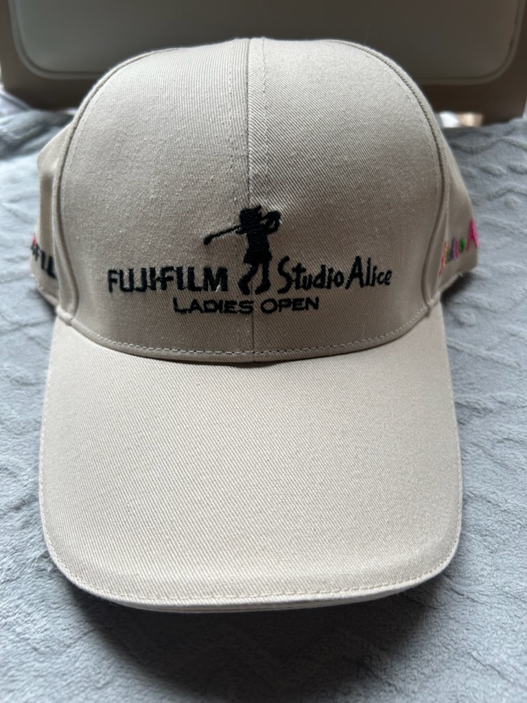 自宅（足立区）に引き取りに来て下さい！ FUJIFILM Studio Alice LADIES OPEN 富士フィルム スタジオアリス レディース オープン 帽子 ②