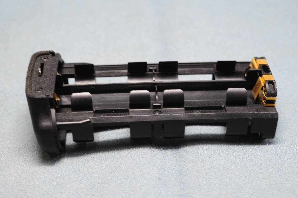 Nikon 単3形ホルダー (MB-D10付属品) MS-D10