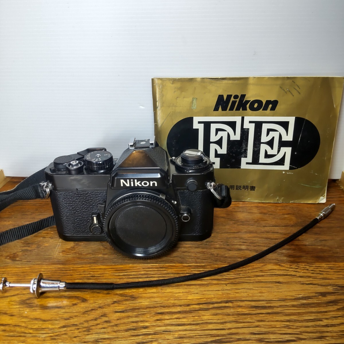 Nikon FE フィルムカメラ フィルム一眼レフカメラ ブラック ボディ ニコン