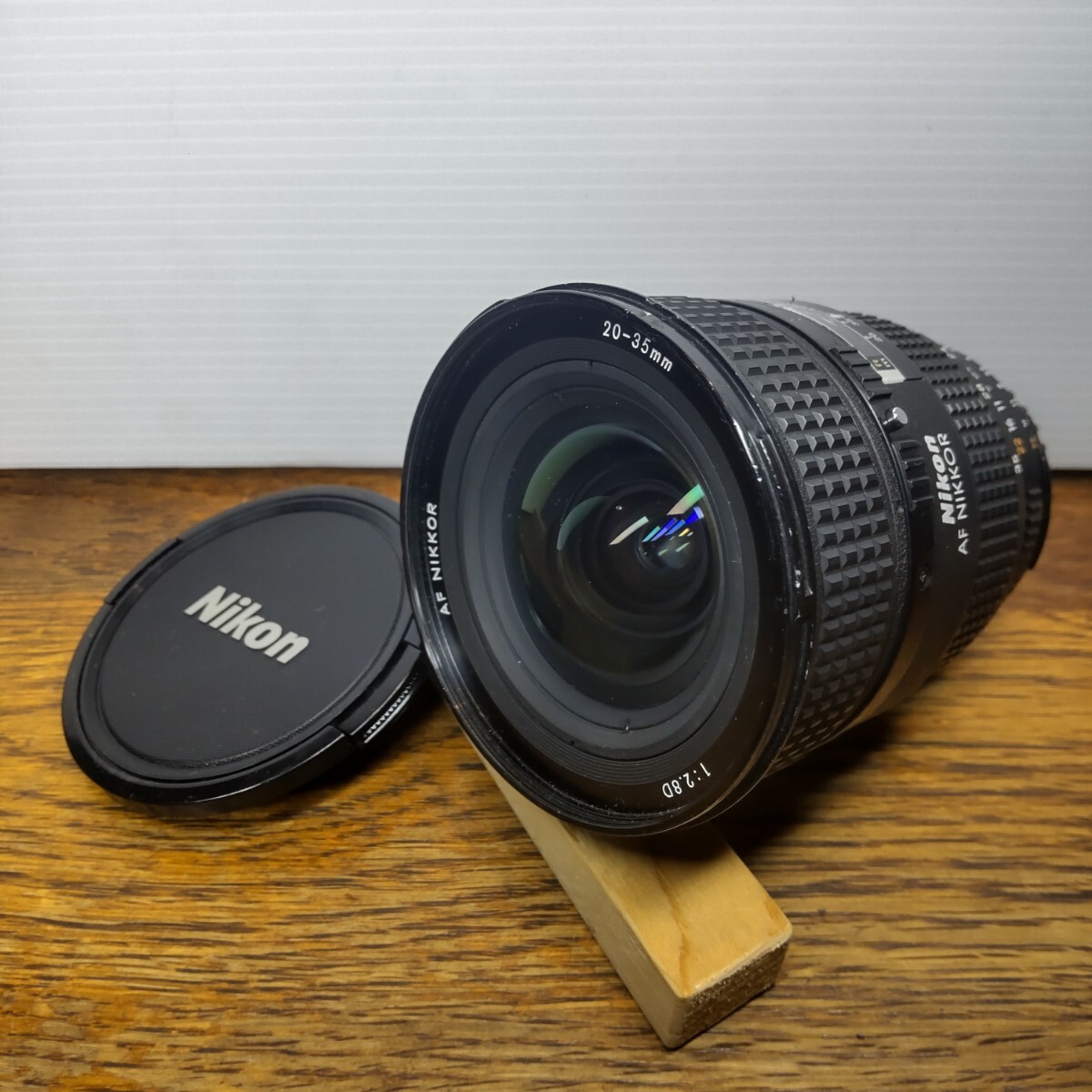 Nikon 20-35mm f2.8 D AF NIKKOR ニコン 広角レンズ 1:2.8